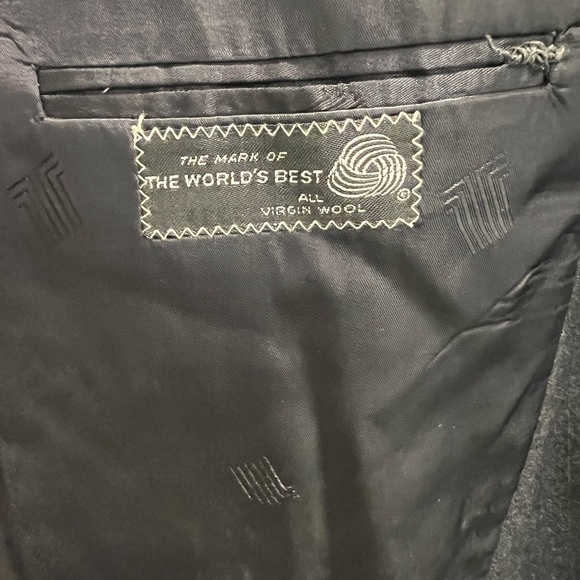 Lanvin coat
Paris New York - Picture 8 of 10